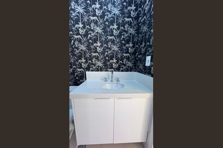 Apartamento à venda com 93m², 2 quartos e 2 vagasBanheiro Social