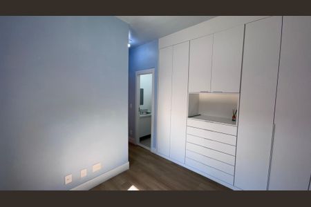 Apartamento à venda com 93m², 2 quartos e 2 vagasSuíte