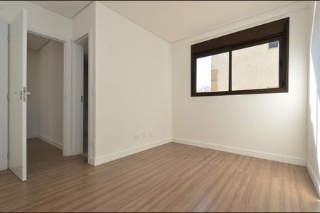 Apartamento à venda com 177m², 3 quartos e 3 vagasSuite