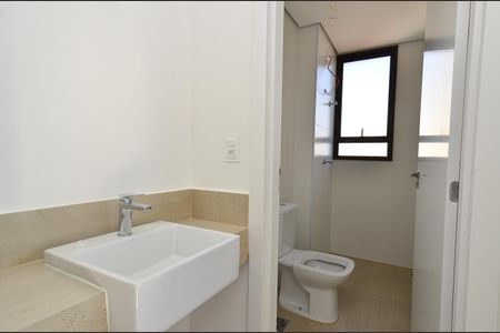Apartamento à venda com 177m², 3 quartos e 3 vagasBanheiro social