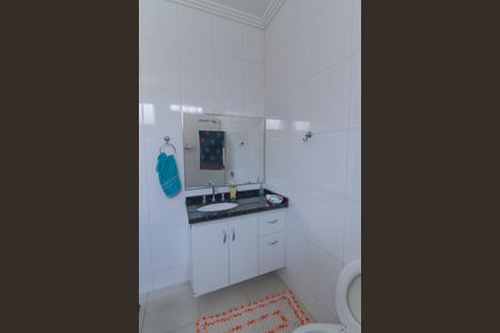 Casa à venda com 225m², 3 quartos e 6 vagas Casa à venda com 225m², 3 quartos e 6 vagasBanheiro da Suíte