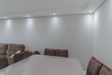 Casa à venda com 225m², 3 quartos e 6 vagas Casa à venda com 225m², 3 quartos e 6 vagasSala