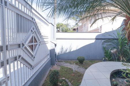 Casa à venda com 225m², 3 quartos e 6 vagas Casa à venda com 225m², 3 quartos e 6 vagasÁrea Externa