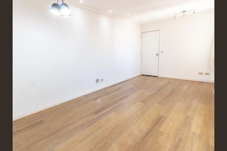 Apartamento à venda com 68m², 2 quartos e 1 vaga Apartamento à venda com 68m², 2 quartos e 1 vagaSala