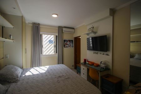 Casa para alugar com 238m², 2 quartos e 2 vagas Casa para alugar com 238m², 2 quartos e 2 vagasSuíte