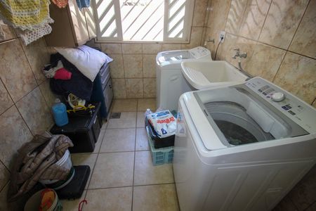 Casa para alugar com 238m², 2 quartos e 2 vagas Casa para alugar com 238m², 2 quartos e 2 vagasÁrea de Serviço