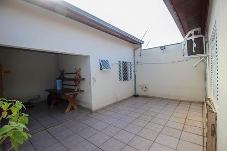 Casa para alugar com 238m², 2 quartos e 2 vagas Casa para alugar com 238m², 2 quartos e 2 vagasEspaço Gourmet