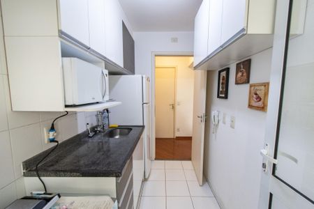 Apartamento à venda com 55m², 2 quartos e 1 vaga Apartamento à venda com 55m², 2 quartos e 1 vagaCozinha