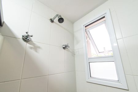 Apartamento à venda com 55m², 2 quartos e 1 vaga Apartamento à venda com 55m², 2 quartos e 1 vagaBanheiro da suíte