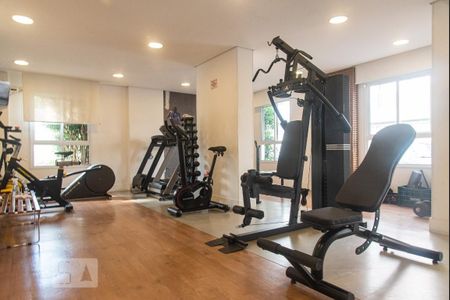 Apartamento à venda com 55m², 2 quartos e 1 vaga Apartamento à venda com 55m², 2 quartos e 1 vagaAcademia