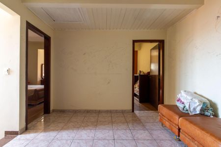 Casa à venda com 300m², 4 quartos e 6 vagasSala