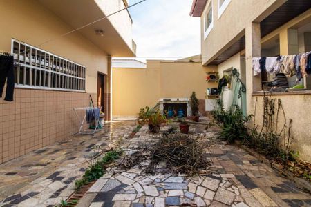 Casa à venda com 300m², 4 quartos e 6 vagasÁrea Externa