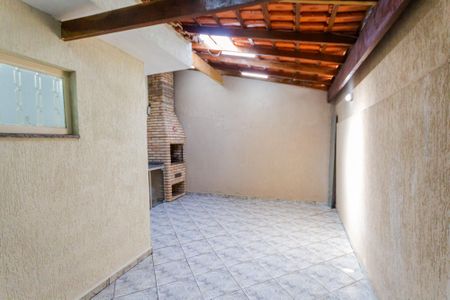 Casa à venda com 128m², 3 quartos e 2 vagas Casa à venda com 128m², 3 quartos e 2 vagasÁrea gourmet