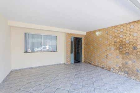 Casa à venda com 128m², 3 quartos e 2 vagas Casa à venda com 128m², 3 quartos e 2 vagasGaragem