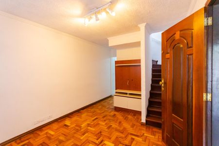 Casa à venda com 128m², 3 quartos e 2 vagas Casa à venda com 128m², 3 quartos e 2 vagasSala