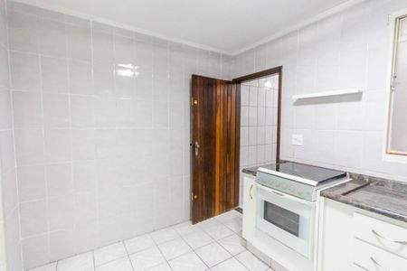 Casa à venda com 128m², 3 quartos e 2 vagas Casa à venda com 128m², 3 quartos e 2 vagasCozinha