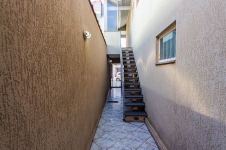 Casa à venda com 128m², 3 quartos e 2 vagas Casa à venda com 128m², 3 quartos e 2 vagasCorredor Quintal