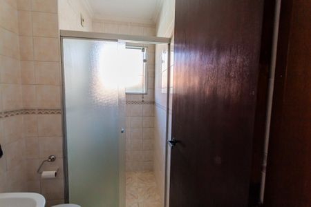 Casa à venda com 128m², 3 quartos e 2 vagas Casa à venda com 128m², 3 quartos e 2 vagasBanheiro