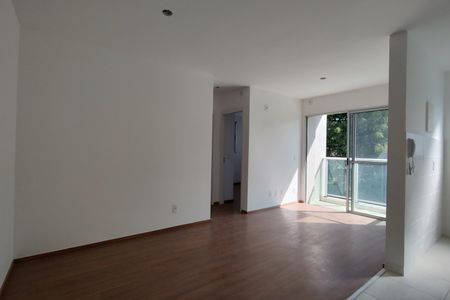 Sala de apartamento à venda com 2 quartos, 55m² em Pechincha, Rio de Janeiro