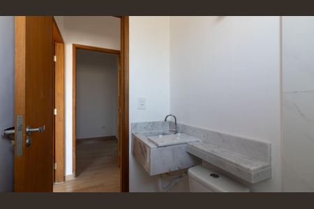 Casa à venda com 100m², 3 quartos e 2 vagas Casa à venda com 100m², 3 quartos e 2 vagasBanheiro Social