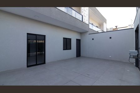 Casa à venda com 100m², 3 quartos e 2 vagas Casa à venda com 100m², 3 quartos e 2 vagasGaragem