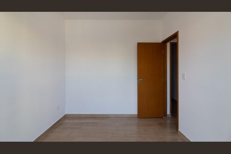 Casa à venda com 100m², 3 quartos e 2 vagas Casa à venda com 100m², 3 quartos e 2 vagasQuarto 1