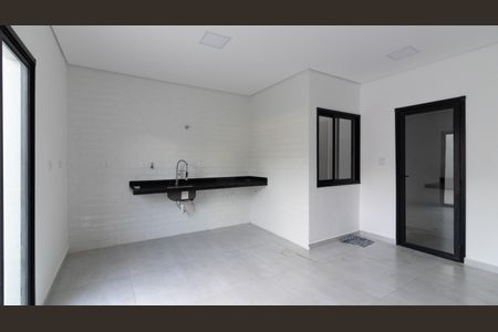 Casa à venda com 100m², 3 quartos e 2 vagas Casa à venda com 100m², 3 quartos e 2 vagasCozinha