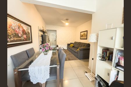 Apartamento à venda com 92m², 3 quartos e 1 vagaSala