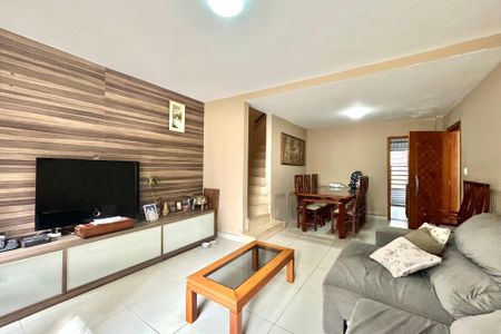 Sala de casa à venda com 4 quartos, 160m² em Planalto Paulista, São Paulo