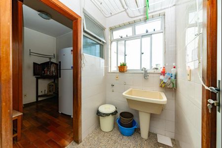 Apartamento para alugar com 99m², 4 quartos e 2 vagas Apartamento para alugar com 99m², 4 quartos e 2 vagasÁrea de Serviço