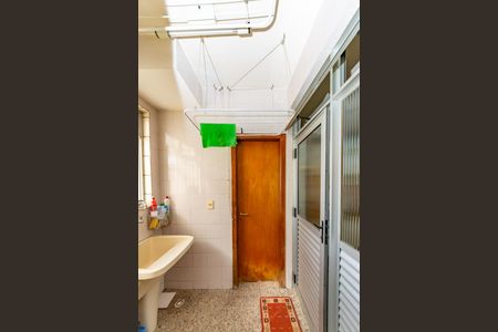 Apartamento para alugar com 99m², 4 quartos e 2 vagas Apartamento para alugar com 99m², 4 quartos e 2 vagasÁrea de Serviço