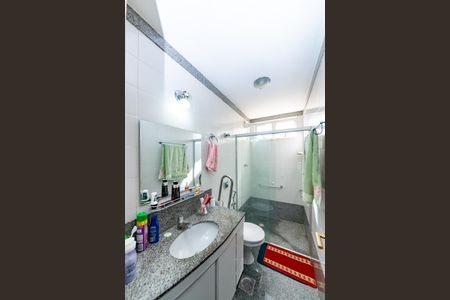 Apartamento para alugar com 99m², 4 quartos e 2 vagas Apartamento para alugar com 99m², 4 quartos e 2 vagasBanheiro da Suíte