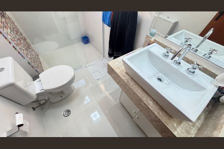 Apartamento à venda com 100m², 3 quartos e 2 vagasBanheiro Social