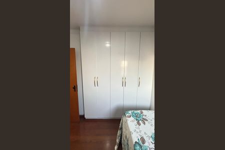 Apartamento à venda com 100m², 3 quartos e 2 vagasQuarto 2