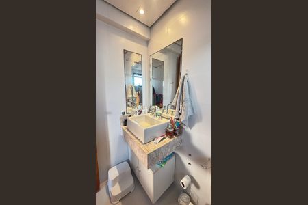 Apartamento à venda com 100m², 3 quartos e 2 vagasBanheiro da Suíte