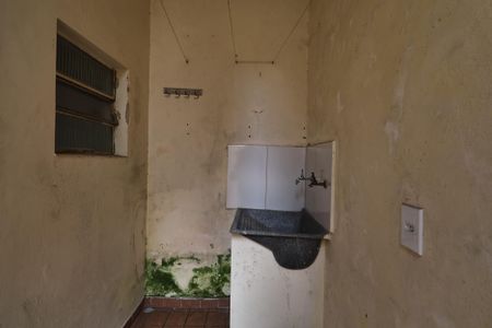 Casa à venda com 110m², 2 quartos e 2 vagasLavanderia