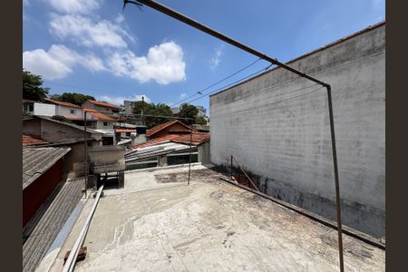Casa à venda com 110m², 2 quartos e 2 vagasLaje