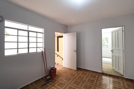 Sala de casa à venda com 2 quartos, 110m² em Cidade São Jorge, Santo André
