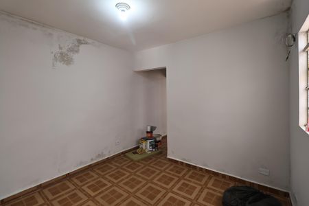 Casa à venda com 110m², 2 quartos e 2 vagasSala