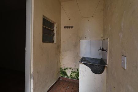 Casa à venda com 110m², 2 quartos e 2 vagasLavanderia