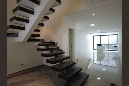 Casa à venda com 3 quartos, 146m² em Vila Camilópolis, Santo André