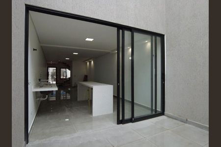Casa à venda com 3 quartos, 146m² em Vila Camilópolis, Santo André
