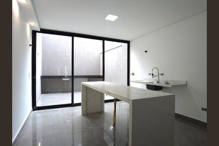 Casa à venda com 3 quartos, 146m² em Vila Camilópolis, Santo André
