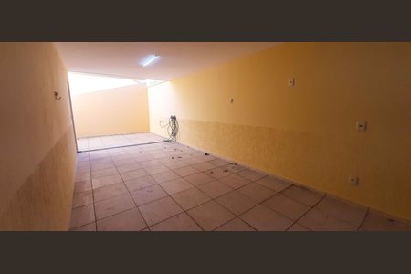 Casa à venda com 200m², 3 quartos e 4 vagasGaragem