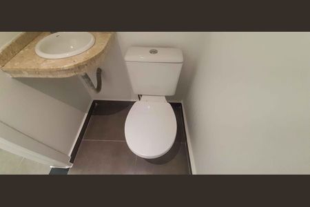 Casa à venda com 200m², 3 quartos e 4 vagasLavabo da Sala