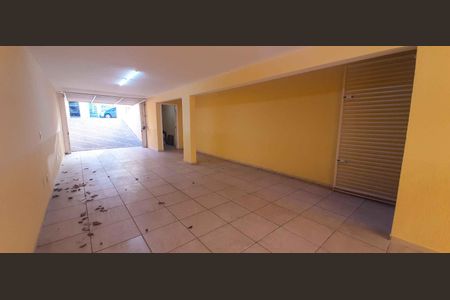 Casa à venda com 200m², 3 quartos e 4 vagasGaragem
