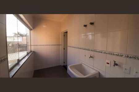 Casa à venda com 200m², 3 quartos e 4 vagasÁrea de Serviço