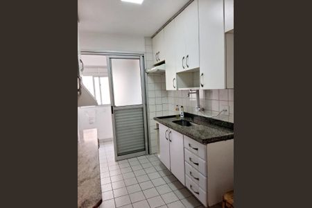 Apartamento à venda com 60m², 3 quartos e 1 vagaFoto 03