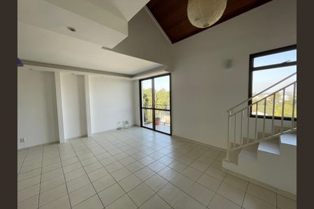 Apartamento para alugar com 120m², 3 quartos e 2 vagasSala