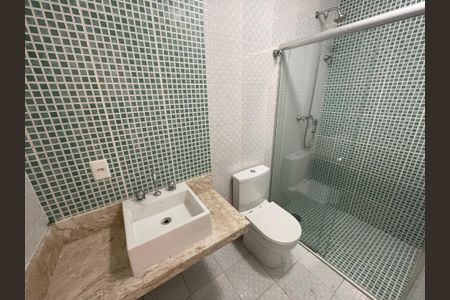 Apartamento para alugar com 120m², 3 quartos e 2 vagasBanheiro da Suíte 2
